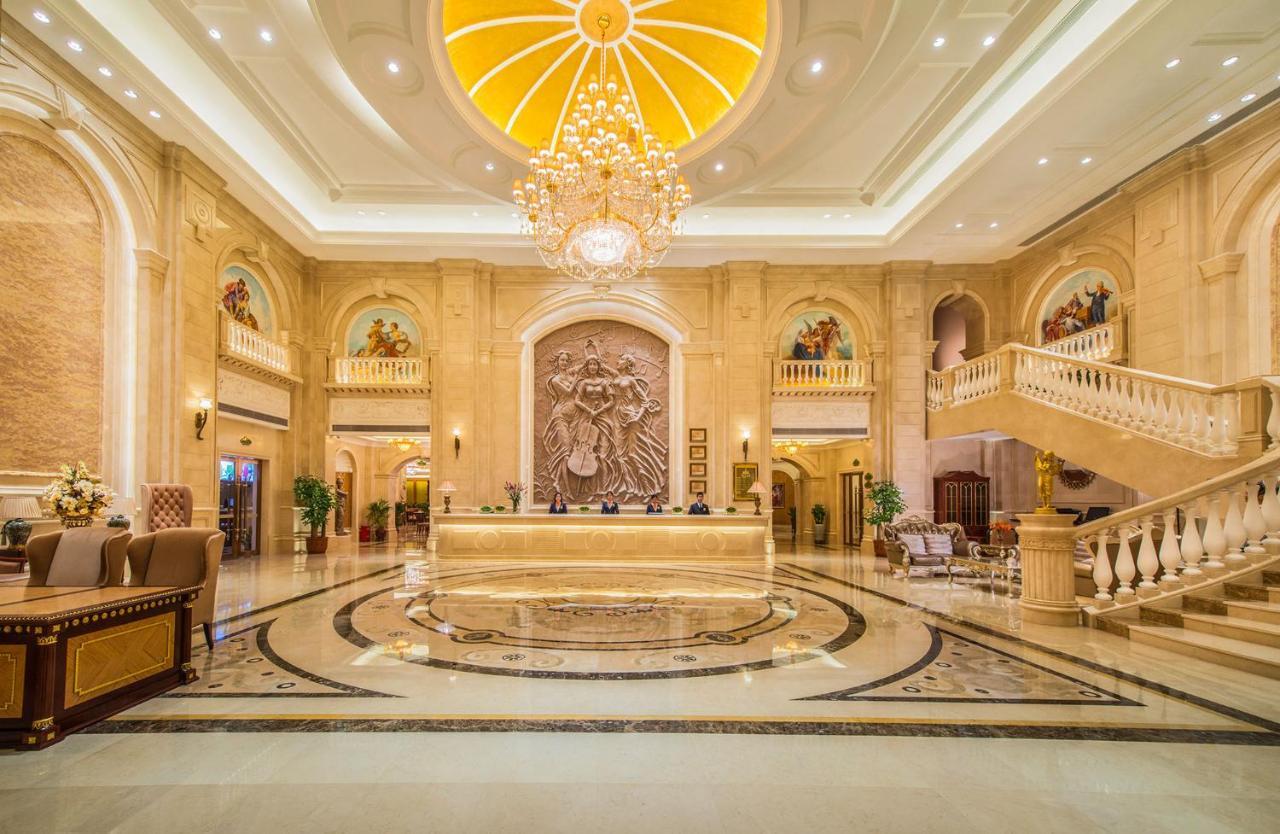 Vienna International Hotel Yantai Changjiang Road Xingyi Square Branch Ngoại thất bức ảnh