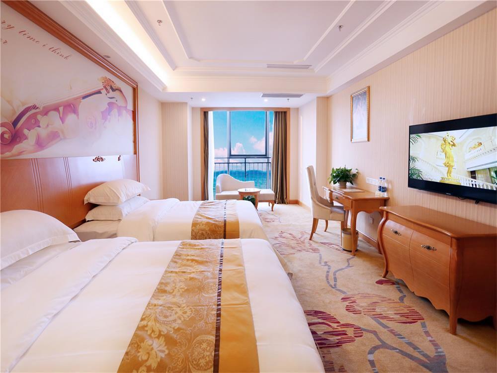 Vienna International Hotel Yantai Changjiang Road Xingyi Square Branch Ngoại thất bức ảnh